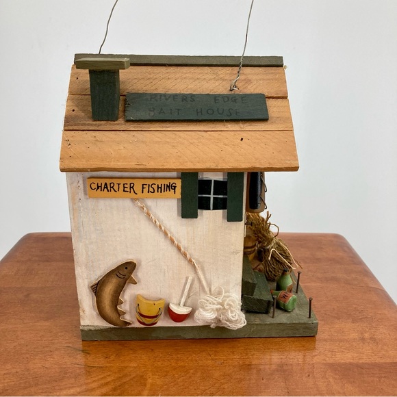 ❤️‍🔥 (5/20) Rivers Edge Bait House Wooden Hanging Decoration - Picture 2 of 6